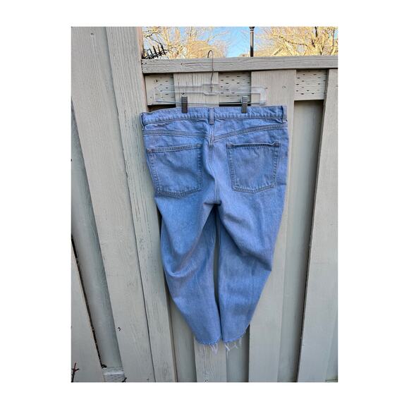 ASOS Light Wash Distressed Relaxed Fit Jeans Size 14 - Picture 2 of 5